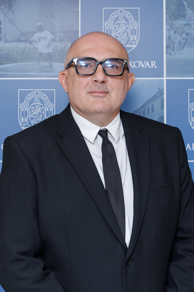 KRUNO RAGUŽ